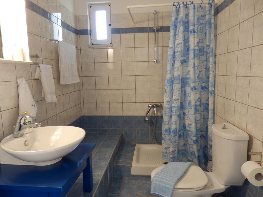 Maro Suites Tavronitis Exteriör bild