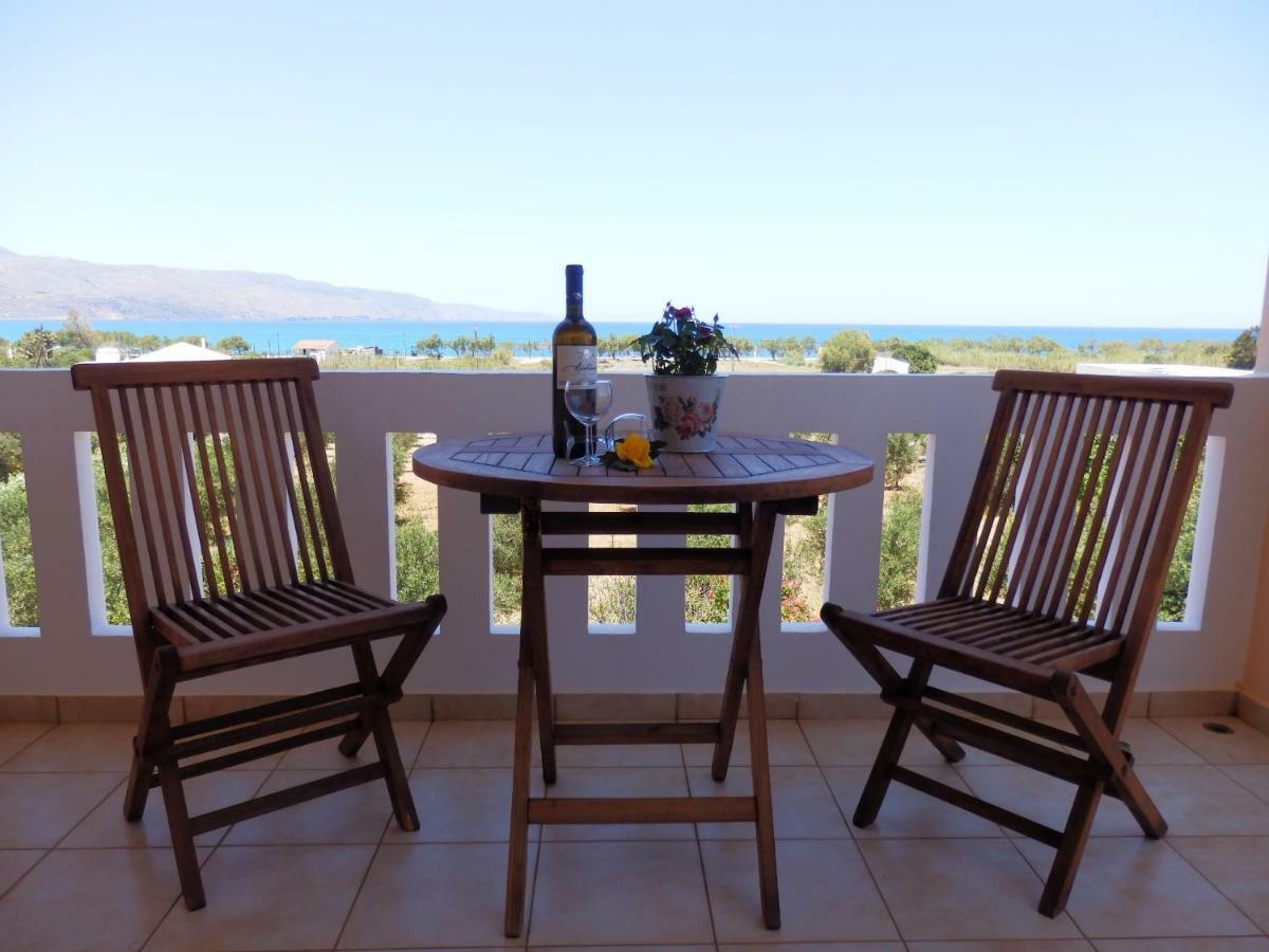 Maro Suites Tavronitis Exteriör bild