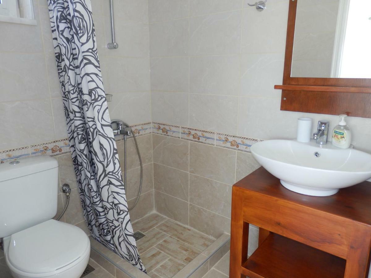 Maro Suites Tavronitis Exteriör bild